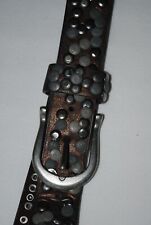 Gürtel Lederbraun-bronze mit grau-silbernen Nieten Schließe altsilber Metall 90c