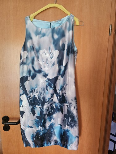 Kleid