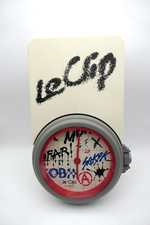 Le Clip Wanduhr XXL / Swiss made / Ausstellungsstück / getestet^