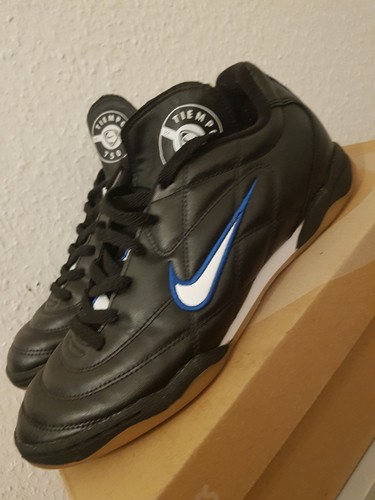 Nike vintage fussball schuhe - vintage,