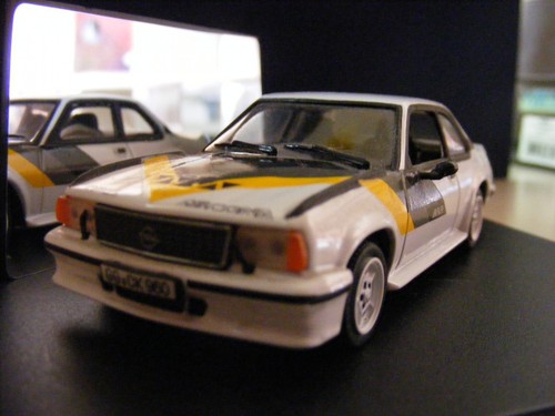 Vitesse skid 057a opel - 1:43,