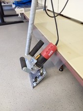 BODENBELAGSENTFERNER