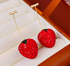 Schöne Rote Erdbeeren Strass Ohrringe Ohrhänger Strawberry Style Earrings rot