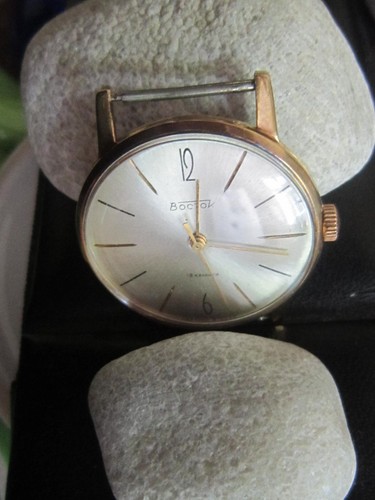 Sowjetische uhr wostok - sowjetische,