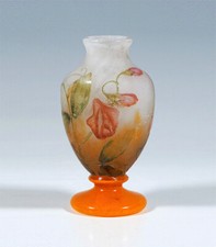 DAUM FRERES NANCY  VASE