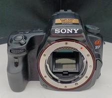 SONY SLT-A37 DSLR