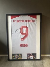 Trikot FC Bayern 2023/24, Signiert, Unterschrift Kane