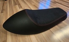 Triumph Thruxton 1200 r / rs