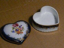 kleine Deckeldose Herzform