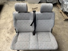 Doppelsitzbank, 2. Sitzreihe