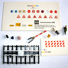 HO Busch Verkehrszeichen Bahnübergang Plastik Schranke Leitpfosten  Konvolut