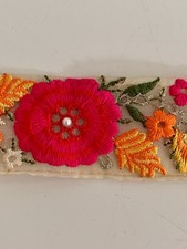 INDISCH ROT ORANGE GRÜN