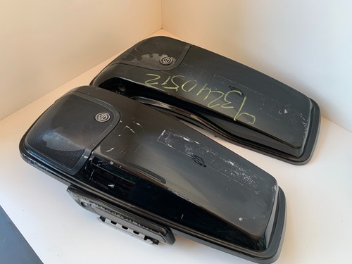 Harley davidson saddlebag lids - davidson,