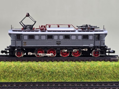 Spur minitrix 2973 lok e - n, e-lok