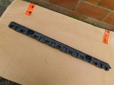 Stoßstange Halter Führung Mercedes W176 A-Klasse hinten Mitte A1768850065