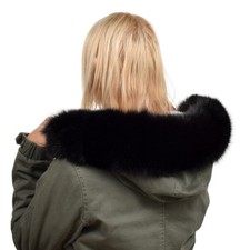 Schwarz Fellkapuze aus