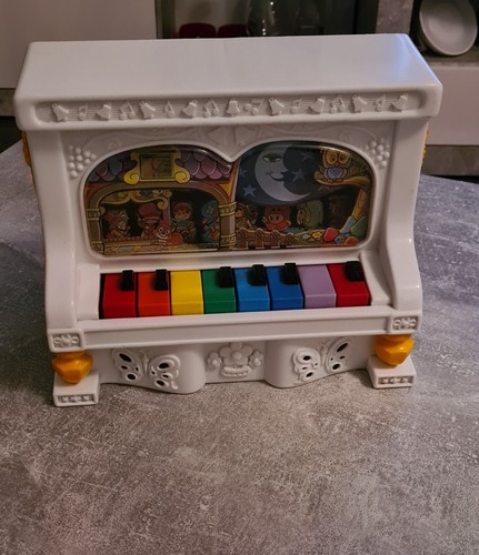 Vintage spielzeug klavier mit - spielzeug,