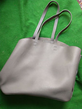 Handtasche / Schultertasche * Leder * grau * ausgefallene Form