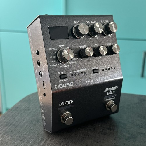 Boss 200 digital - boss, hall