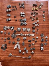 Trachten-Knöpfe Konvolut -