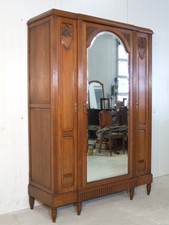 EF 1596 Jugendstil Schrank Eiche Floral Schnitzereien Frankreich um 1920 Antik