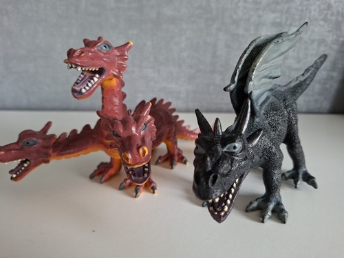 Dreiköpfiger drache - st.,