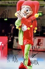 SIGNIERTES GROSSES SC