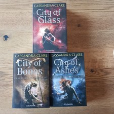 CASSANDRA CLARE - City of