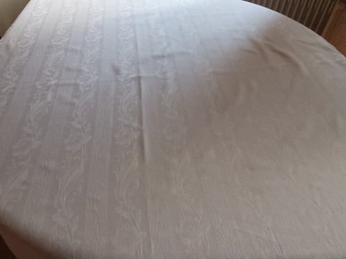 Alte weisse tischdecke - alte,