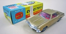 1:43 CORGI 245 Buick Riviera 1963, Goldmetalliv, OVP mit Abriß,  guter Zustand