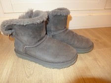 UGG Mini Bailey Bow II Damen
