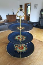 Zauberhafte Vintage-Etagere, Porzellan, 3-stöckig, Goldrand, ohne Beschädigungen
