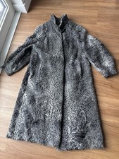 Persianer Pelzmantel. Silber