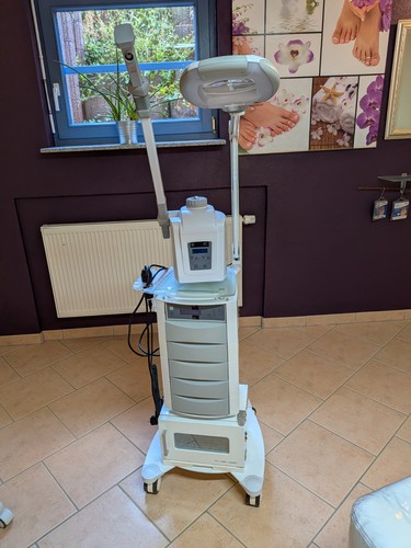 Kosmetikturm mit vapozoon - mit,