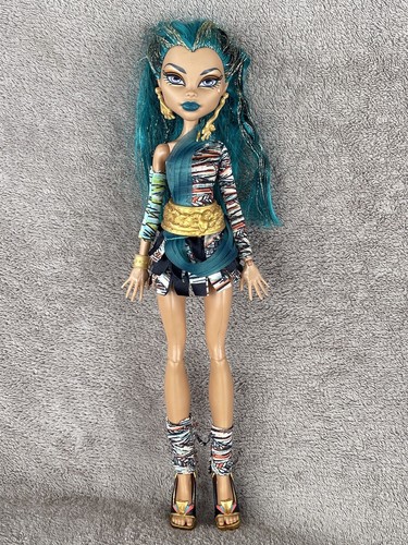 Monster high first wave nefera - high,
