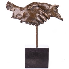 Moderne Bronzeskulptur des Händedrucks auf schwarzem Marmor nach Salvador Dali