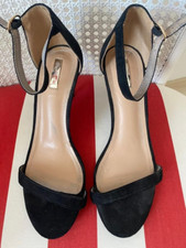 Bellucci Damen Riemchen  Schuhe Sandaletten Pumps Größe 39,Absatz 8 cm,Farbe:Sch