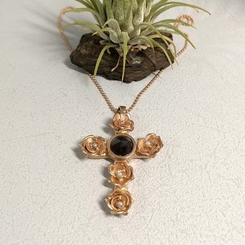 Anhänger kreuz granat rosen - anhänger,