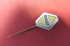 Alte  RENAULT  Traktor  60er