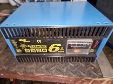 Ladegerät Auto Motorrad 12v und 6v 12 Volt Batterie Auto Moped Motorrad