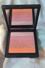 Makeup Factory  Highlighter Diamond Stripes