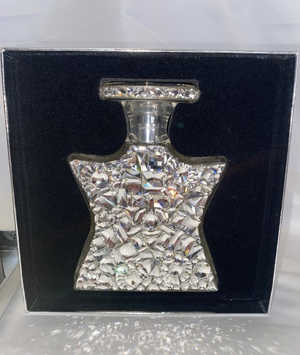 Bond the scent of - -, peace