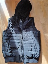 Schwarze ,warme,ärmellose Weste