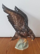 Porzellan Adler auf Felsen Alt