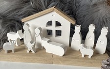 Weihnachtskrippe Modern Aus Keraflott - Krippenfiguren- Set- Weihnachten Advent