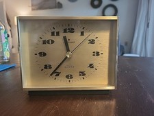 Junghans Quarzuhr Tischuhr