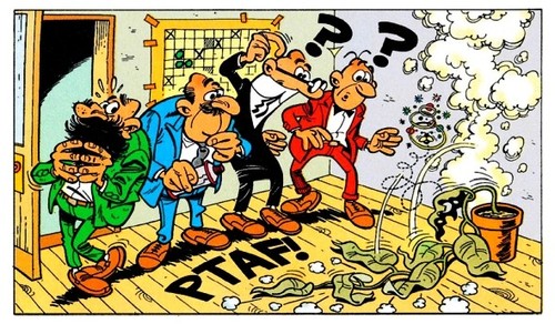 Clever smart comics 5 97 - &,
