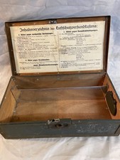 Luftschutz Verbandskasten