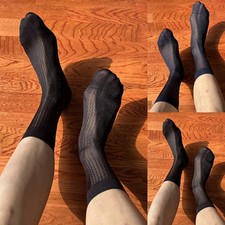 Transparente seidige Strümpfe