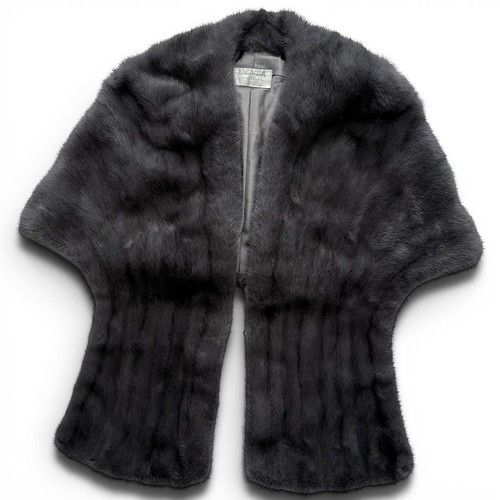 Emba cross nerz poncho - emba,